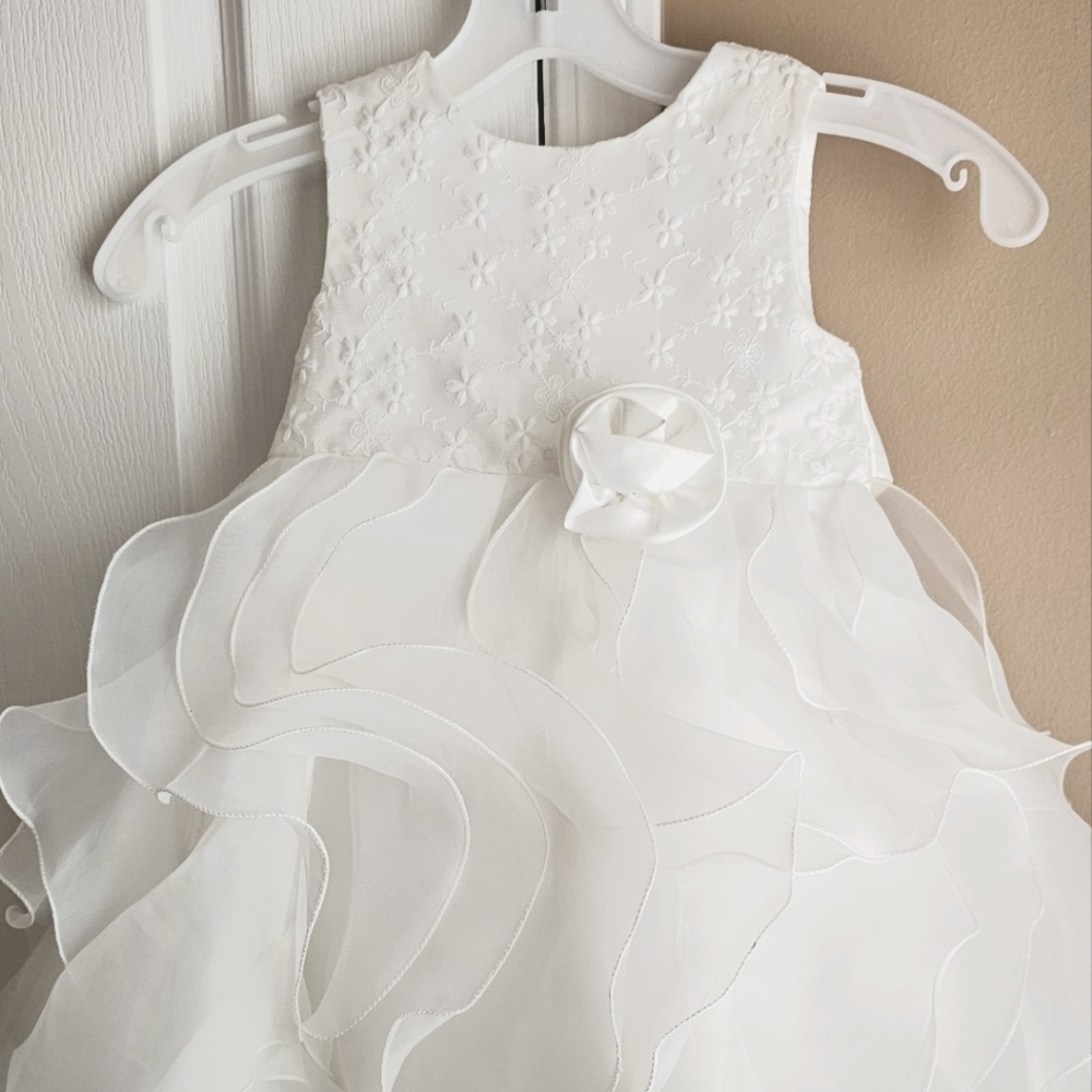 Dress / Flower girl